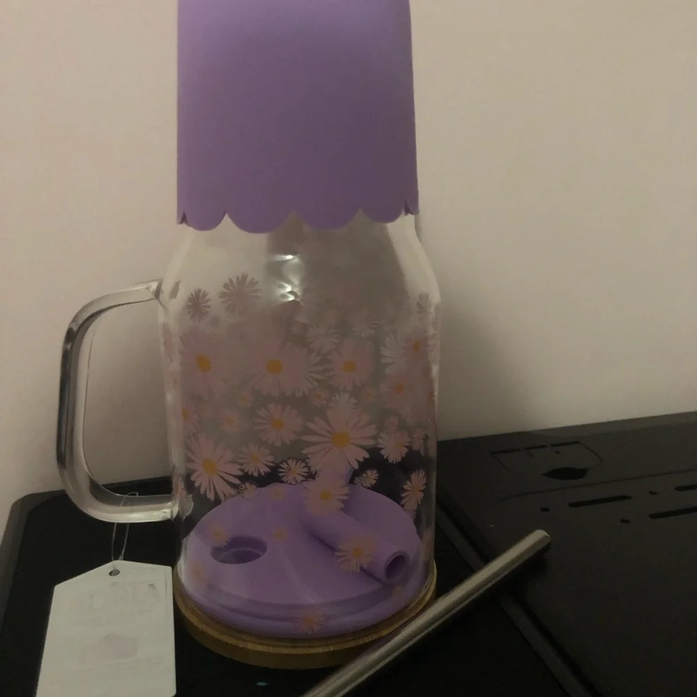 10 Strawberry Street Adria hydration Travel Tumbler lilac daisy pattern